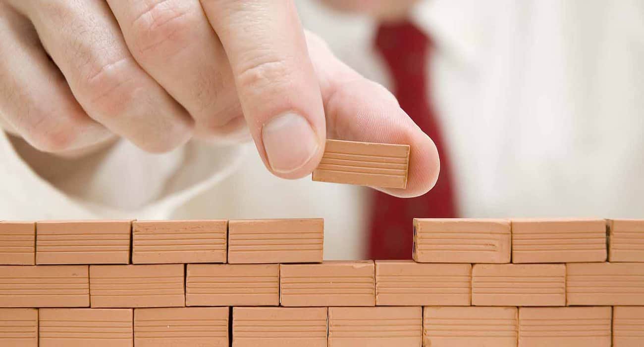 What Can a Party Wall Delay Actually Cost a Project Brentwood?