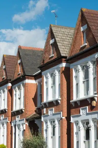 The Question Every Homeowner Asks: When Should I Serve Notice Brentwood?